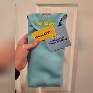 Wine2Go Insulated Wine Bottle Carrier NWT
